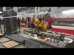 Серия SANTAK SIU Промышленные UPS Производители 60KVA-200KVA Промышленный бесперебойный источник питания